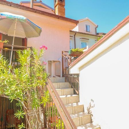 Apartment Marulic In Old Town Baška Exterior foto